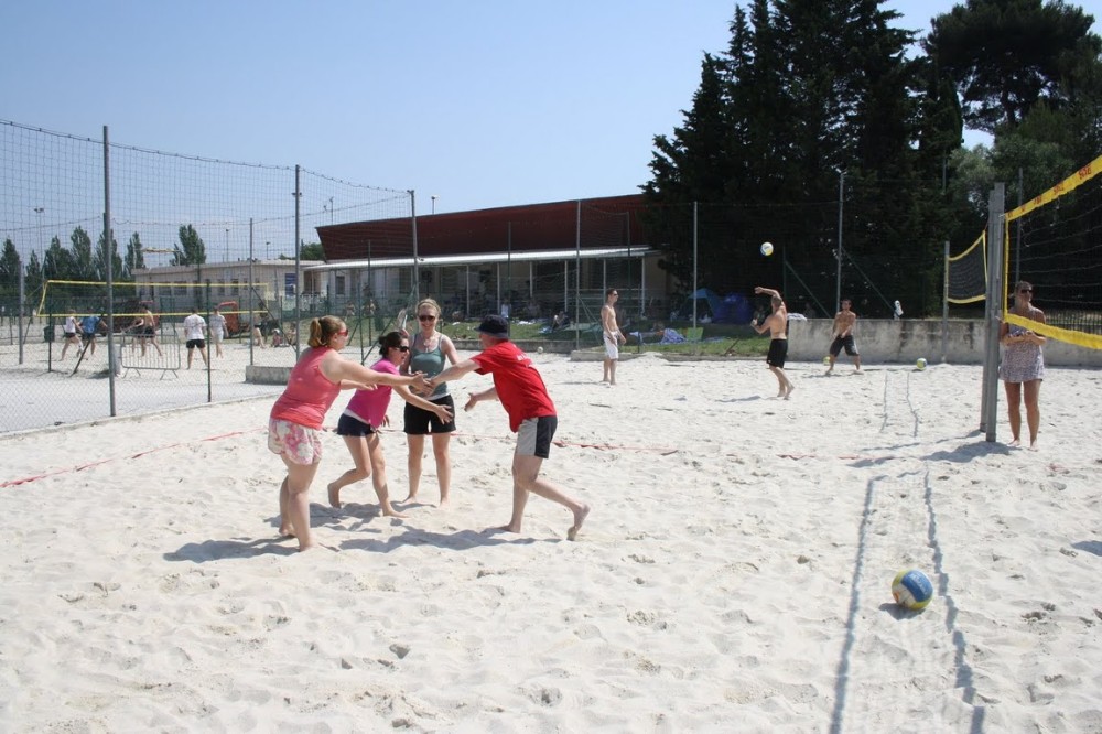 gal/saison 2010-2011/tournoi_beach_loisirs/IMG_2873.JPG